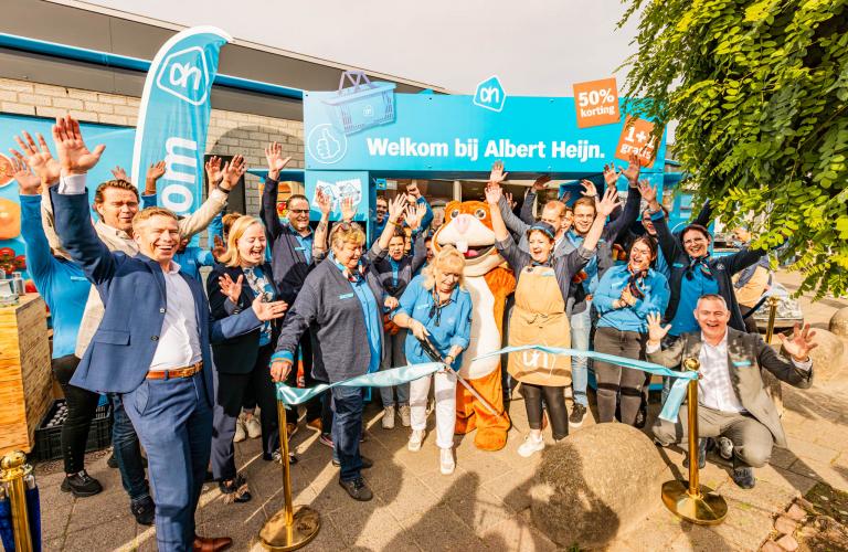 Albert Heijn Jan Linders Achtse Barrier feestelijk geopend