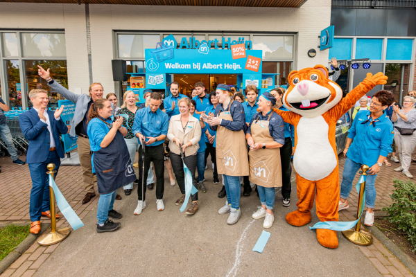 Albert Heijn Jan Linders Pey-Echt feestelijk geopend