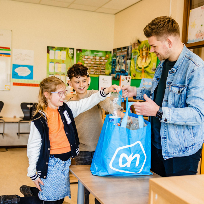 Doneer jouw statiegeld bij AH Jan Linders en steun een basisschool in de buurt!